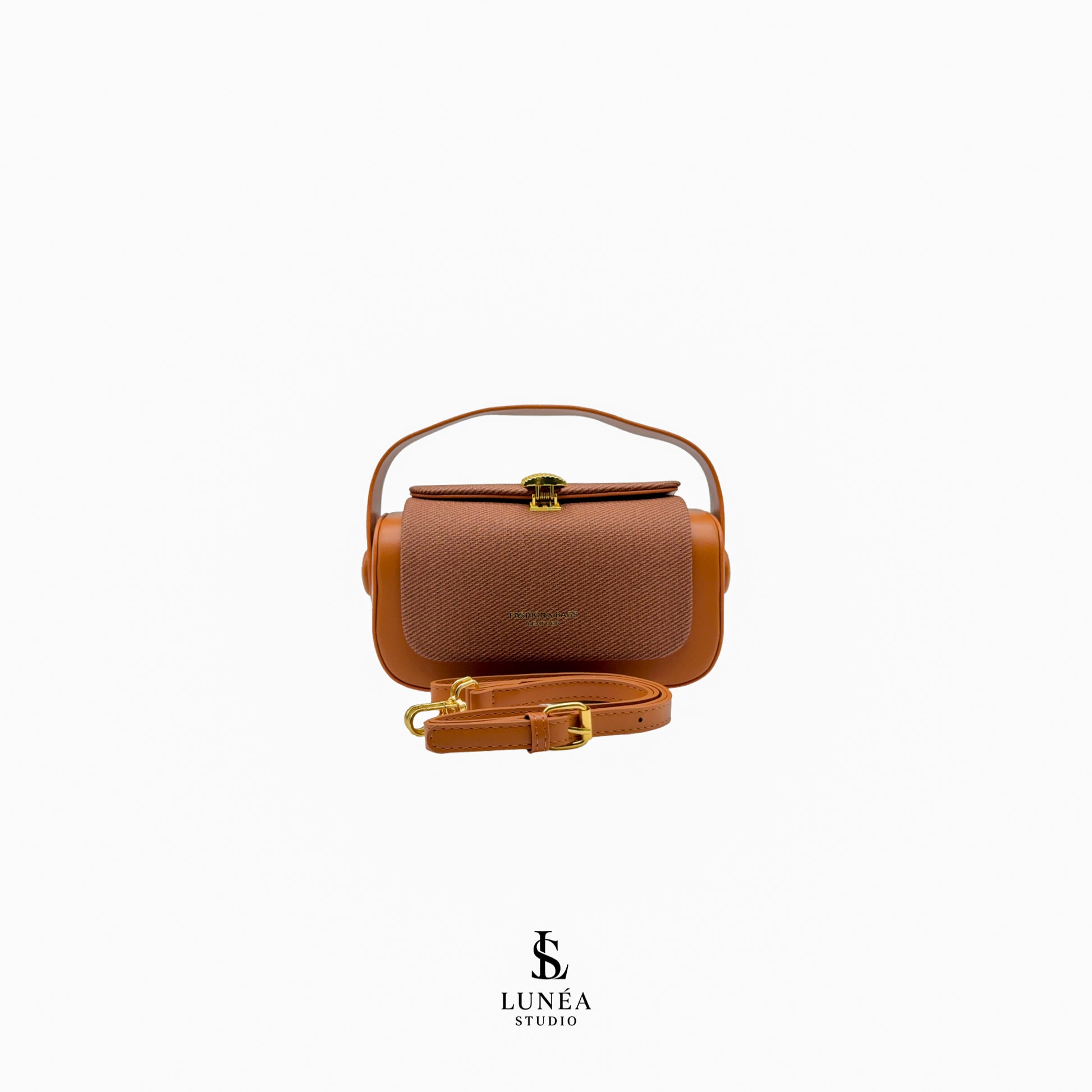 Rectangle Bag – Cognac Umhängetasche mit Stoffdetail & goldener Schnalle