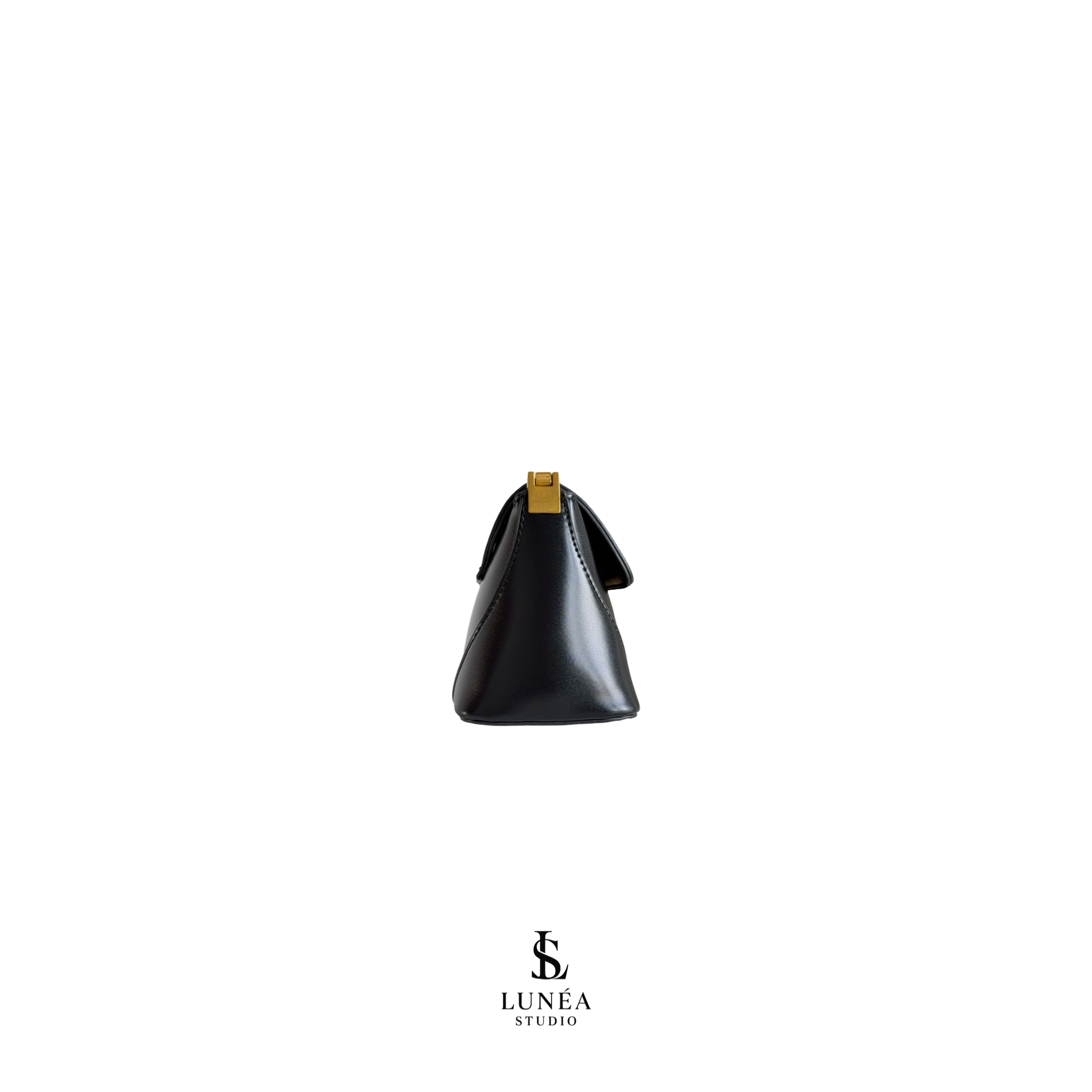 Amélie Bag – Schwarze Schultertasche mit Goldverschluss