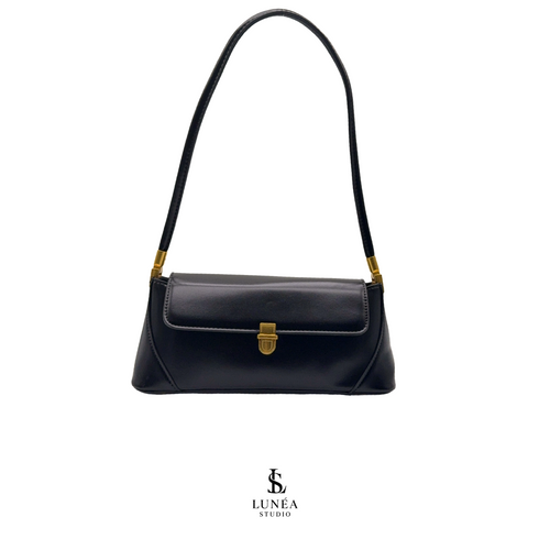 Amélie Bag – Schwarze Schultertasche mit Goldverschluss