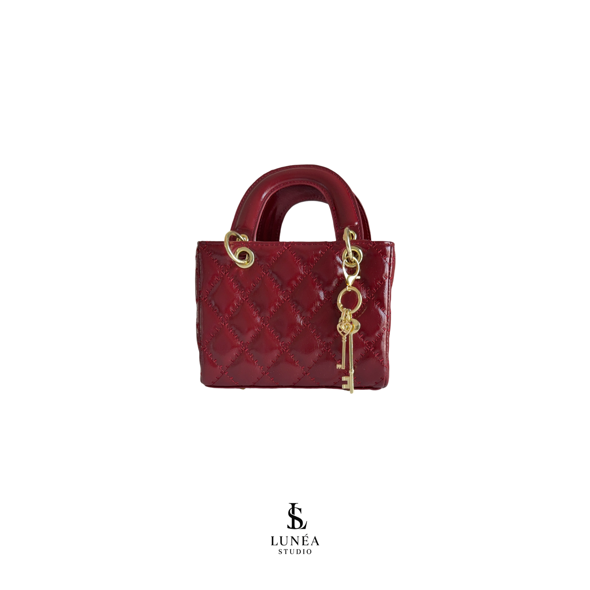 Charm Mini Bag – Burgund mit Tuch & goldenem Schlüsselanhänger